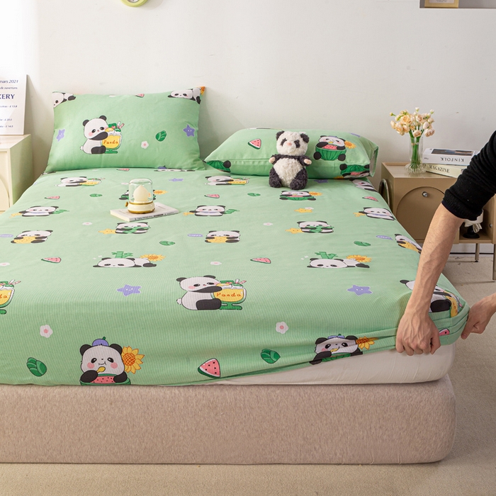 91家纺网 家纺一手货源 找家纺 米柳家纺 2025新款原棉老粗布印花床笠系列 绿熊猫床笠款