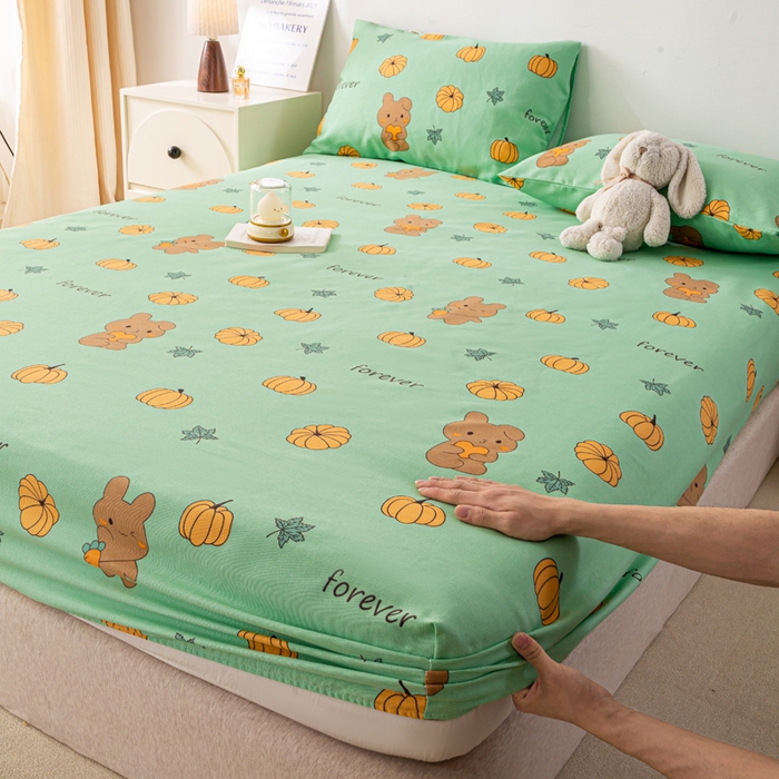 91家纺网 家纺一手货源 找家纺 米柳家纺 2025新款原棉老粗布印花床笠系列 南瓜熊床笠款