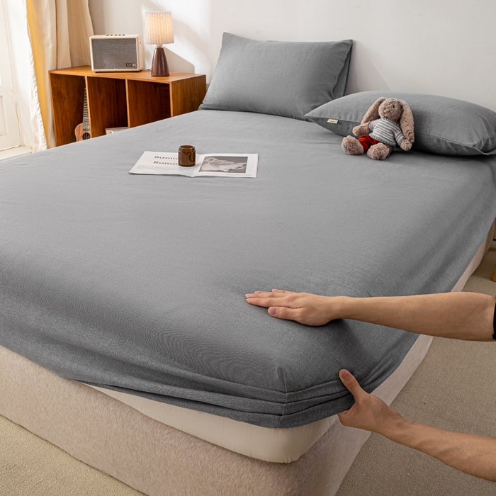 91家纺网 家纺一手货源 找家纺 米柳家纺 2025新款原棉老粗布印花床笠系列 绅士灰床笠款