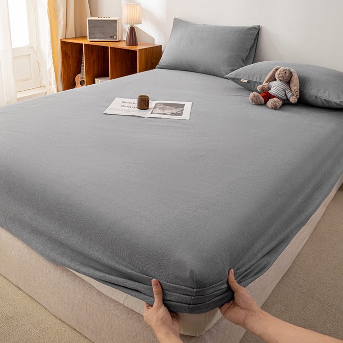 91家纺网 家纺一手货源 找家纺 米柳家纺 2025新款原棉老粗布印花床笠系列 绅士灰床笠款