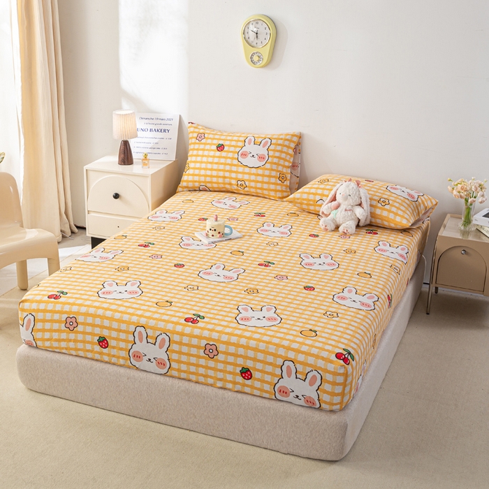 91家纺网 家纺一手货源 找家纺 米柳家纺 2025新款原棉老粗布印花床笠系列 樱桃小兔床笠款