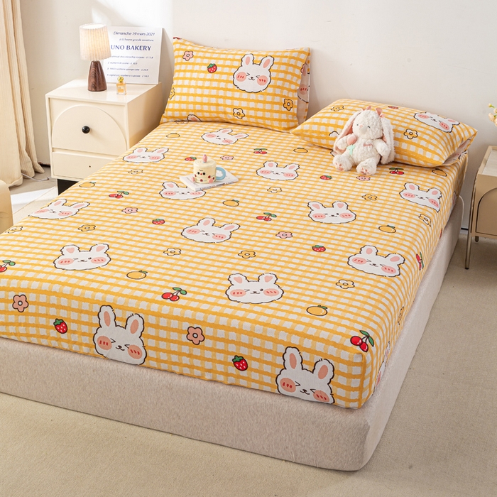 91家纺网 家纺一手货源 找家纺 米柳家纺 2025新款原棉老粗布印花床笠系列 樱桃小兔床笠款