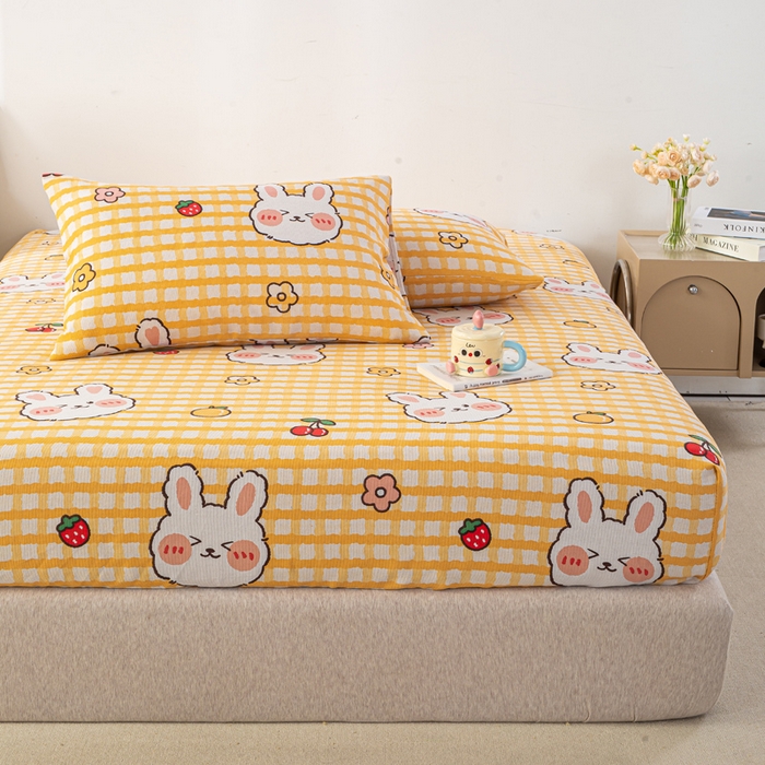 91家纺网 家纺一手货源 找家纺 米柳家纺 2025新款原棉老粗布印花床笠系列 樱桃小兔床笠款