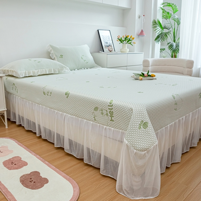 91家纺网 家纺一手货源 找家纺 春寻家纺 2025新款凉豆豆冰丝凉席席子-床裙款 卡皮巴拉-绿