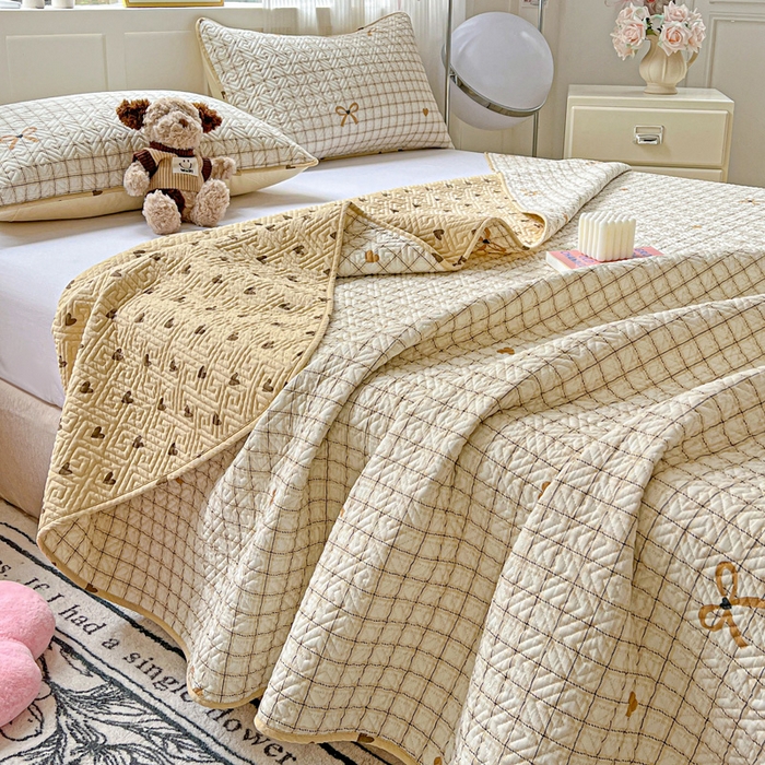 91家纺网 家纺一手货源 找家纺 羽爱家纺 2025新款A类双面全棉印花床盖套件 极简主义