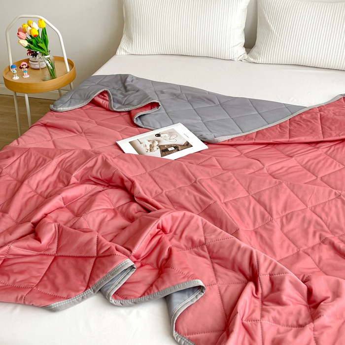 91家纺网 家纺一手货源 找家纺 富艺隆 2025新款纯色凉感丝夏被 豆沙