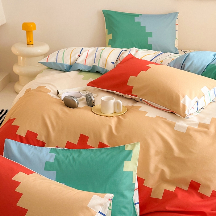 91家纺网 家纺一手货源 找家纺 2025新款全棉大版卡通数码印花纯棉四件套 彩虹糖