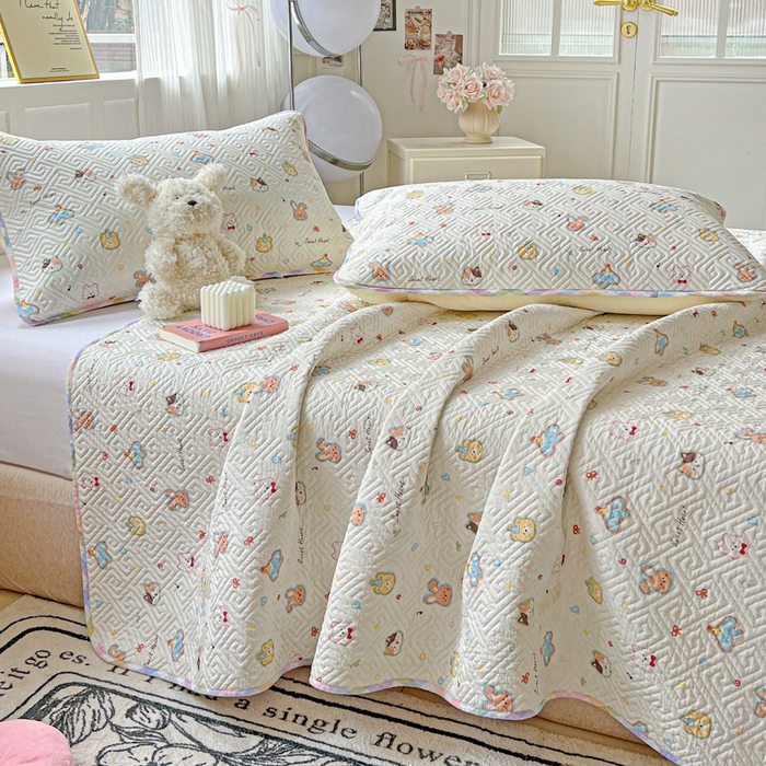 91家纺网 家纺一手货源 找家纺 羽爱家纺 2025新款A类双面全棉印花床盖套件 萌宠国度