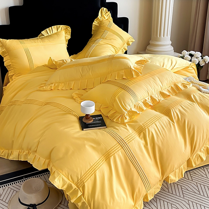 91家纺网 家纺一手货源 找家纺 花香四季家纺 2025新款全棉13376公主风纯棉法式手工立体线条四件套 姜黄