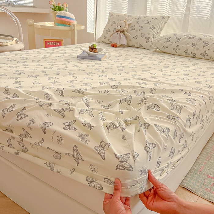 91家纺网 家纺一手货源 找家纺 眠帛家居 2025新款A类水洗皱皱纱印花床笠 蝴蝶偏偏