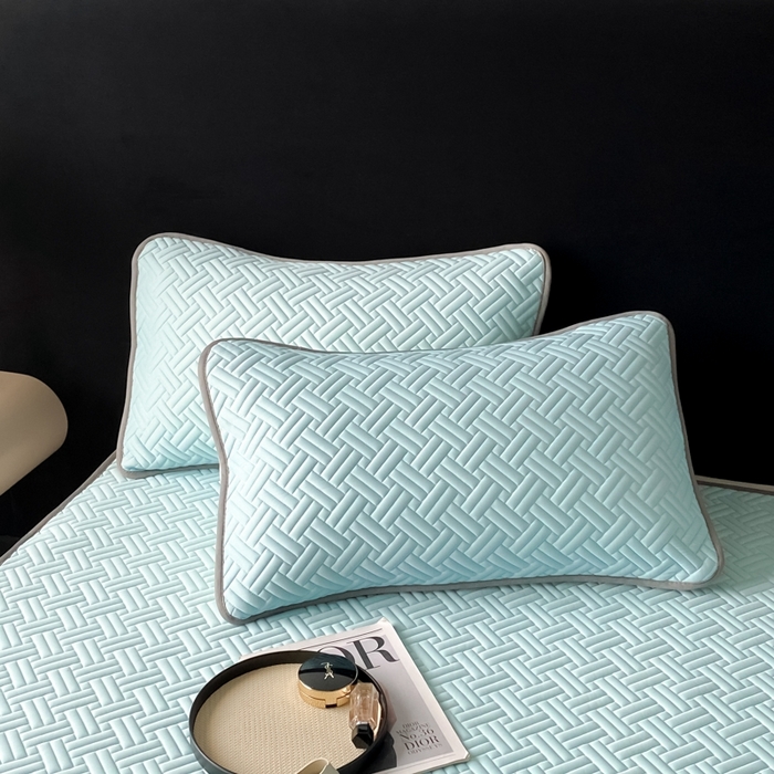 91家纺网 家纺一手货源 找家纺 欧邦 2025新款加厚纯色凉席四件套--夏被四件套 饼干花-湖蓝