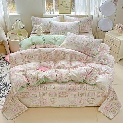 91家纺网 家纺一手货源 找家纺 （总）羽爱家纺 2025新款A类双面全棉印花床盖套件