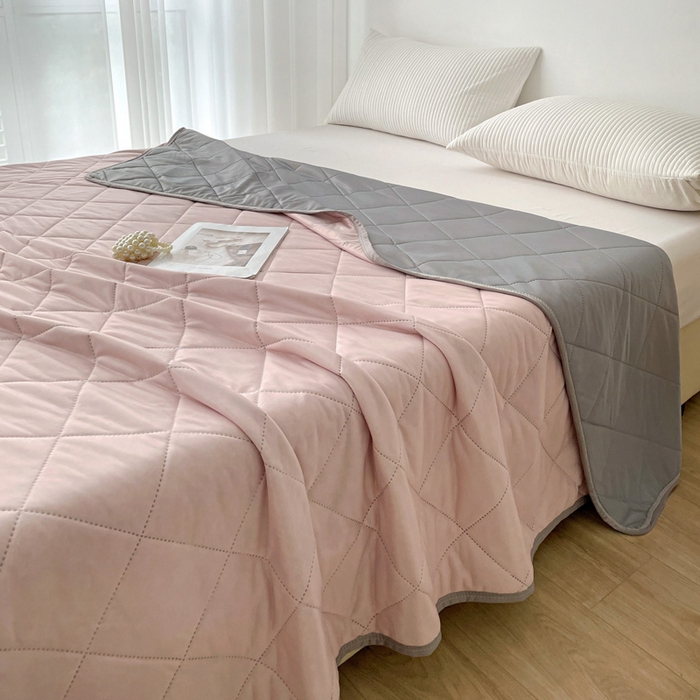 91家纺网 家纺一手货源 找家纺 富艺隆 2025新款纯色凉感丝夏被 玉粉