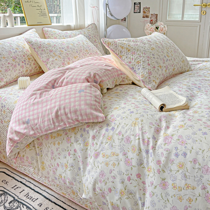 91家纺网 家纺一手货源 找家纺 羽爱家纺 2025新款A类双面全棉印花床盖套件 向阳花开