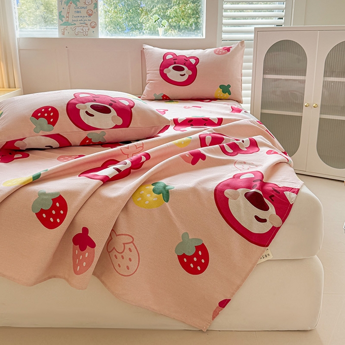 91家纺网 家纺一手货源 找家纺 晓时候 2025原棉老粗布床单凉席三件套软凉席子单床单 草莓熊