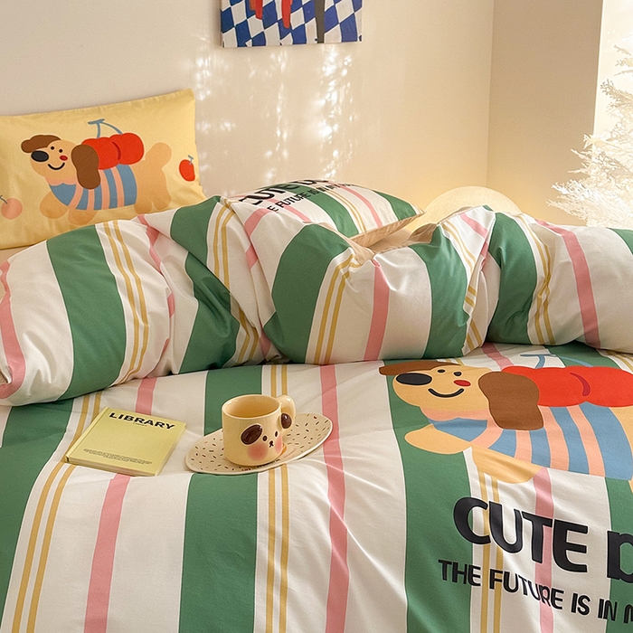 91家纺网 家纺一手货源 找家纺 2025新款全棉大版卡通数码印花纯棉四件套 可爱小狗（绿）