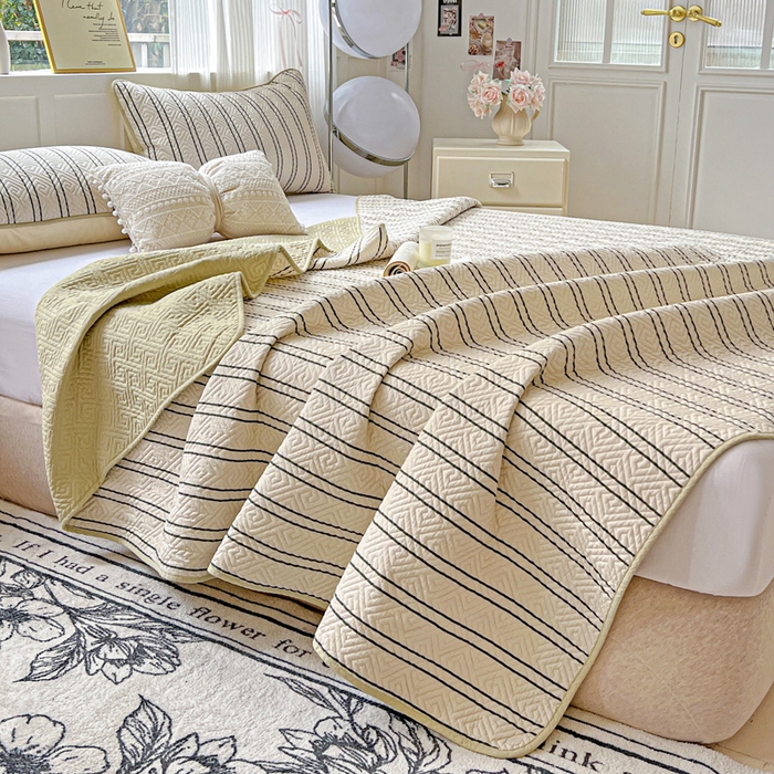 91家纺网 家纺一手货源 找家纺 羽爱家纺 2025新款A类双面全棉印花床盖套件 漫时光