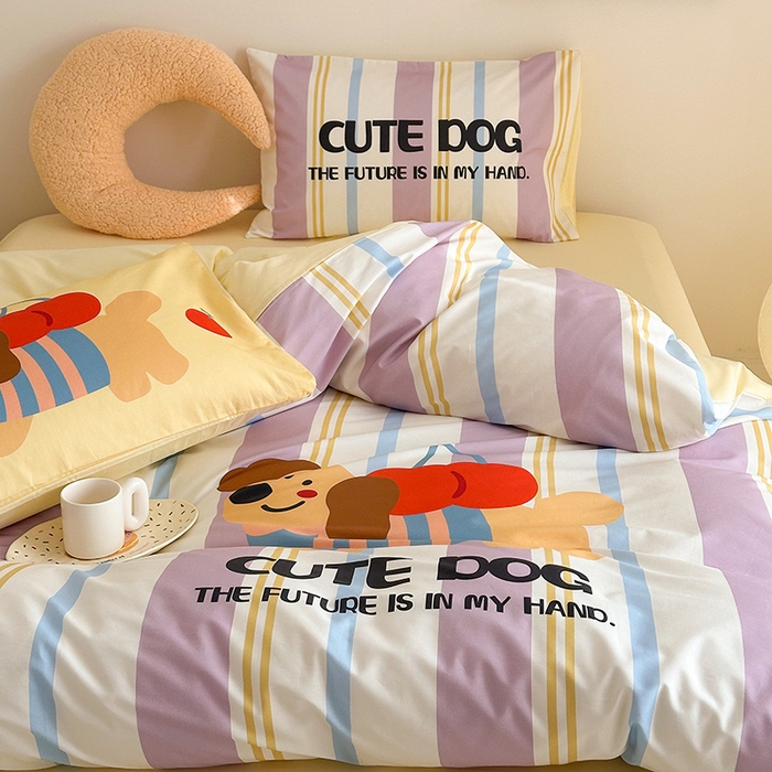 91家纺网 家纺一手货源 找家纺 2025新款全棉大版卡通数码印花纯棉四件套 可爱小狗（紫）