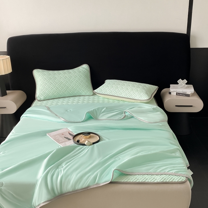 91家纺网 家纺一手货源 找家纺 欧邦 2025新款加厚纯色凉席四件套--凉席三件套 饼干花-水绿