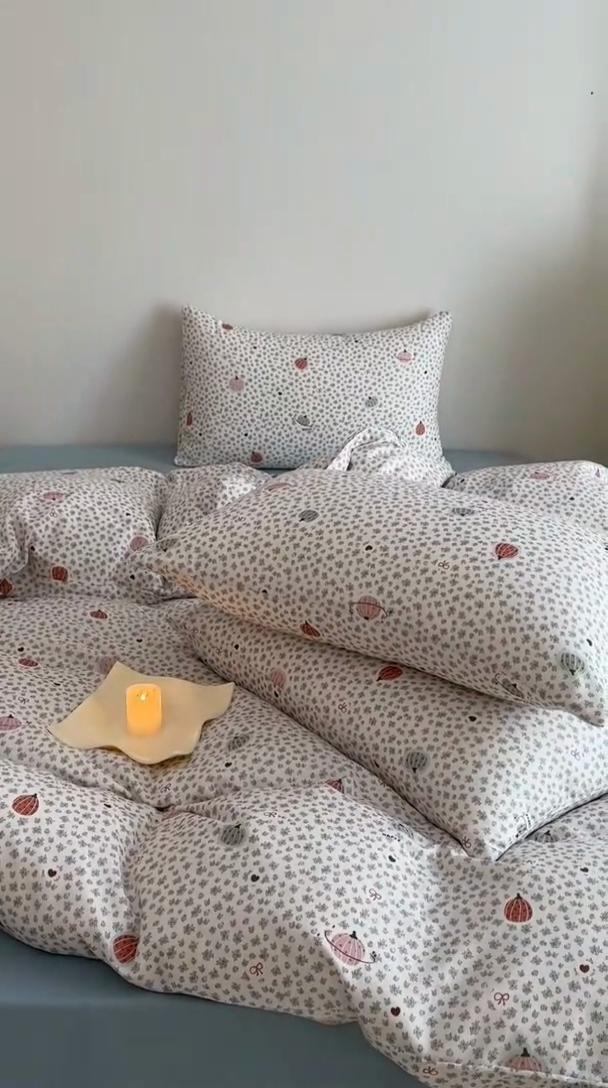 91家纺网 家纺一手货源 找家纺 塞纳 2026新款.全棉有氧双层纱四件套-场景二-南瓜派对-黄