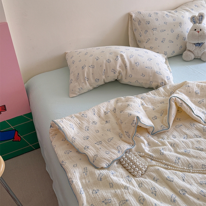 91家纺网 家纺一手货源 找家纺 萝莉家纺 2025新款软软糯糯双层皱皱纱单夏被 夏被四件套 小玉兔