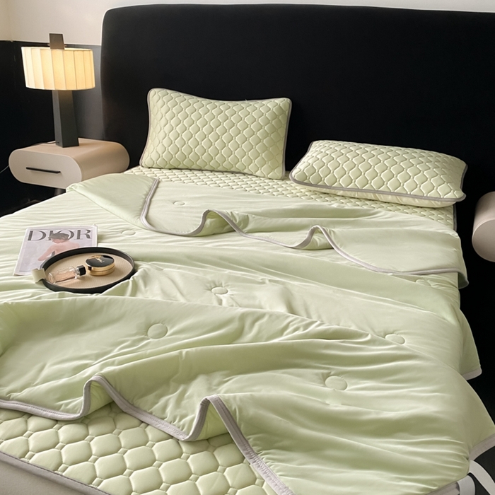 91家纺网 家纺一手货源 找家纺 欧邦 2025新款加厚纯色凉席四件套--夏被四件套 方格-果绿