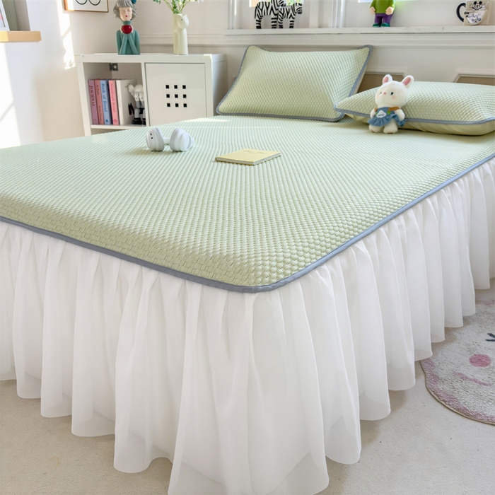 91家纺网 家纺一手货源 找家纺 丝幔家纺 2025新款A类冰豆豆花边款凉席床裙 抹茶绿