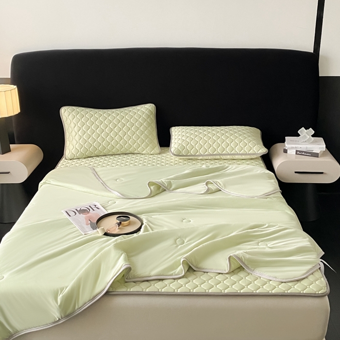 91家纺网 家纺一手货源 找家纺 欧邦 2025新款加厚纯色凉席四件套--夏被四件套 方格-果绿