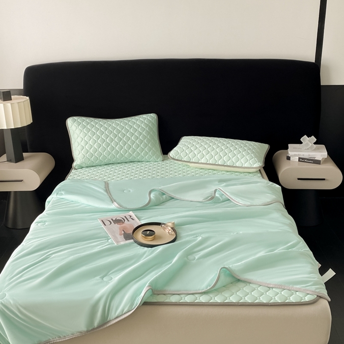 91家纺网 家纺一手货源 找家纺 欧邦 2025新款加厚纯色凉席四件套--夏被四件套 方格-水绿