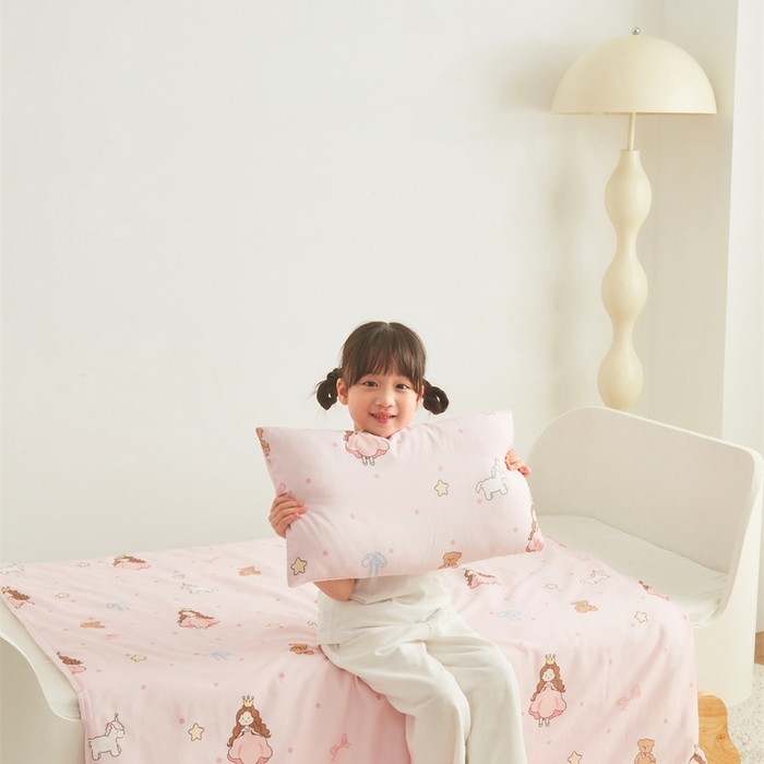 91家纺网 家纺一手货源 找家纺 艾佳宝贝 2025新款A类全棉纯棉儿童单枕套多尺寸可拆式枕头 甜甜小公主