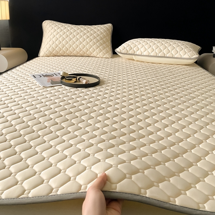 91家纺网 家纺一手货源 找家纺 欧邦 2025新款加厚纯色凉席四件套--凉席三件套 方格-米杏