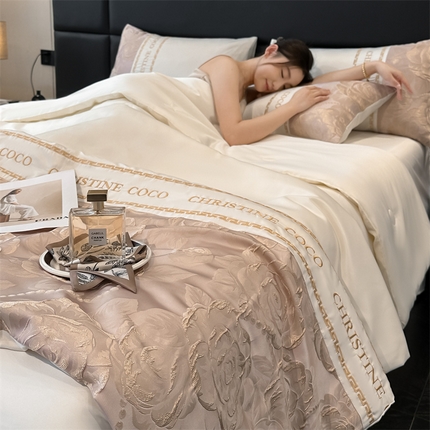 91家纺网 家纺一手货源 找家纺 （总）床绮 2025新款水洗真丝提花春日集夏被系列