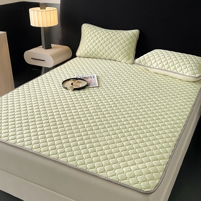 91家纺网 家纺一手货源 找家纺 欧邦 2025新款加厚纯色凉席四件套--凉席三件套 方格-果绿