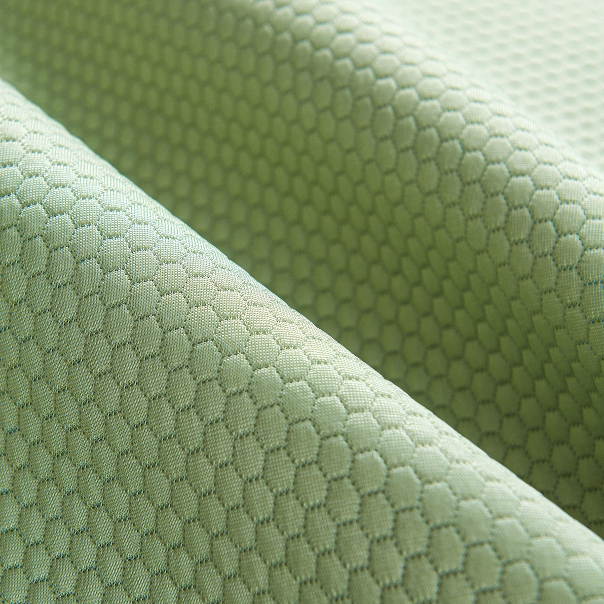 91家纺网 家纺一手货源 找家纺 青雅席业 2025年新款凉感因子母婴级凉感丝豆豆席 香奈儿-水绿