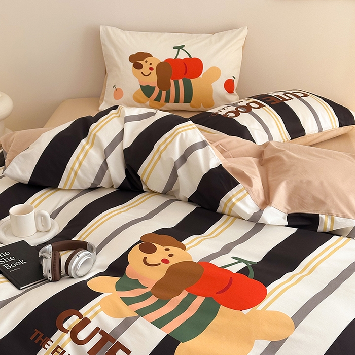 91家纺网 家纺一手货源 找家纺 2025新款全棉大版卡通数码印花纯棉四件套 可爱小狗（黑）