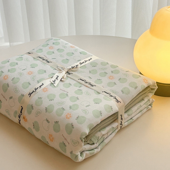 91家纺网 家纺一手货源 找家纺 塞纳 2026新款.全棉有氧双层纱四件套-场景二-大橘大利-绿