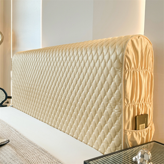 91家纺网 家纺一手货源 找家纺 情恒家纺 2025夏季款亮光布加厚双面用床头罩 香槟黄