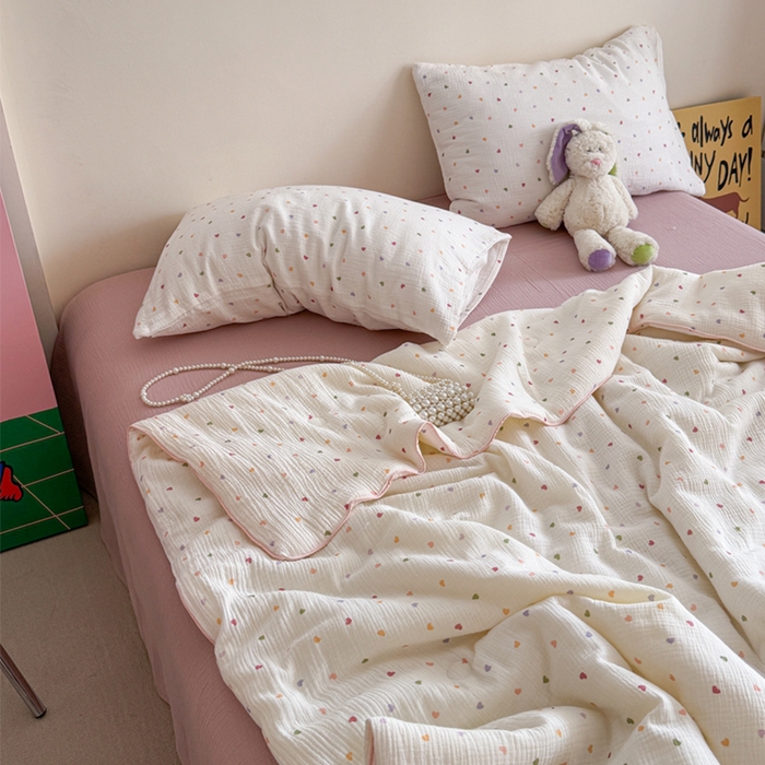 91家纺网 家纺一手货源 找家纺 萝莉家纺 2025新款软软糯糯双层皱皱纱单夏被 夏被四件套 心心相印