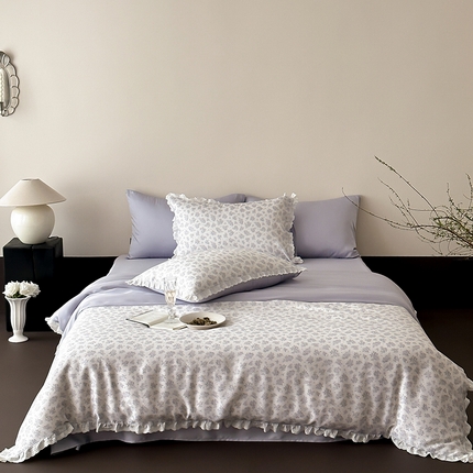 玉宇阁家居 2025新款60s天丝数码印花四件套 静谧时光