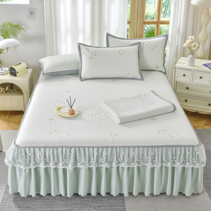 91家纺网 家纺一手货源 找家纺 品乐家纺  2025新款床裙款提花冰豆豆套件凉席席子 绿色