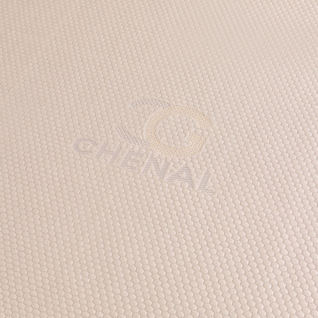 91家纺网 家纺一手货源 找家纺 青雅席业 2025年新款凉感因子母婴级凉感丝豆豆席床裙款 床裙香奈儿-香槟