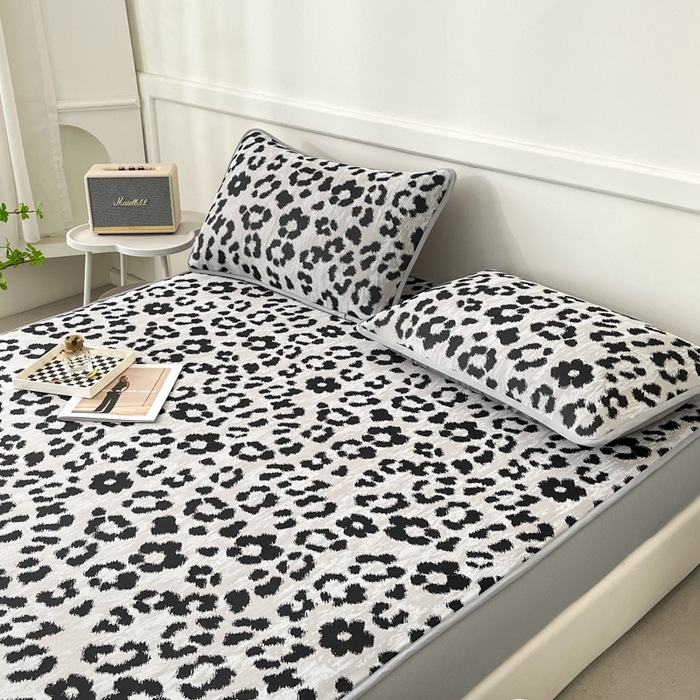 91家纺网 家纺一手货源 找家纺 子曰 2025新款高定版A类PE聚乙烯凉感凉席提花凉席床笠 豹纹-灰【床笠款】