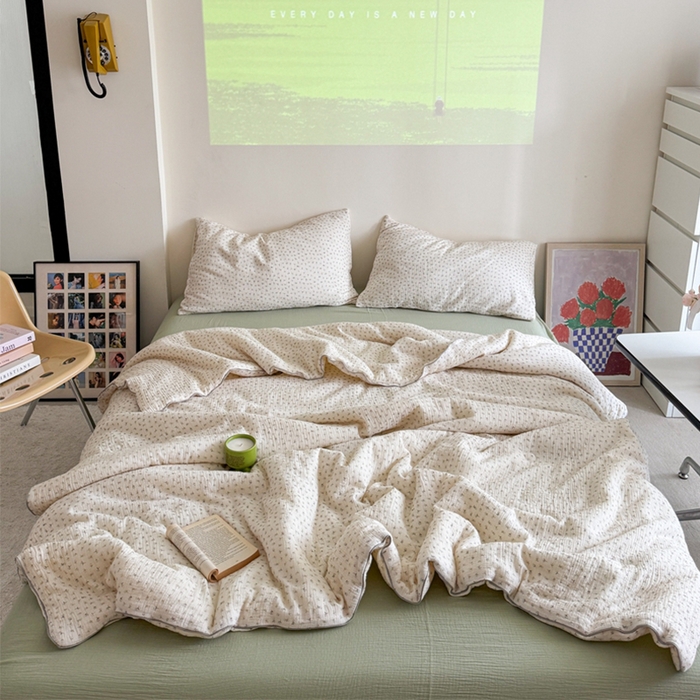 91家纺网 家纺一手货源 找家纺 （总）萝莉家纺 2025新款软软糯糯双层皱皱纱单夏被 夏被四件套