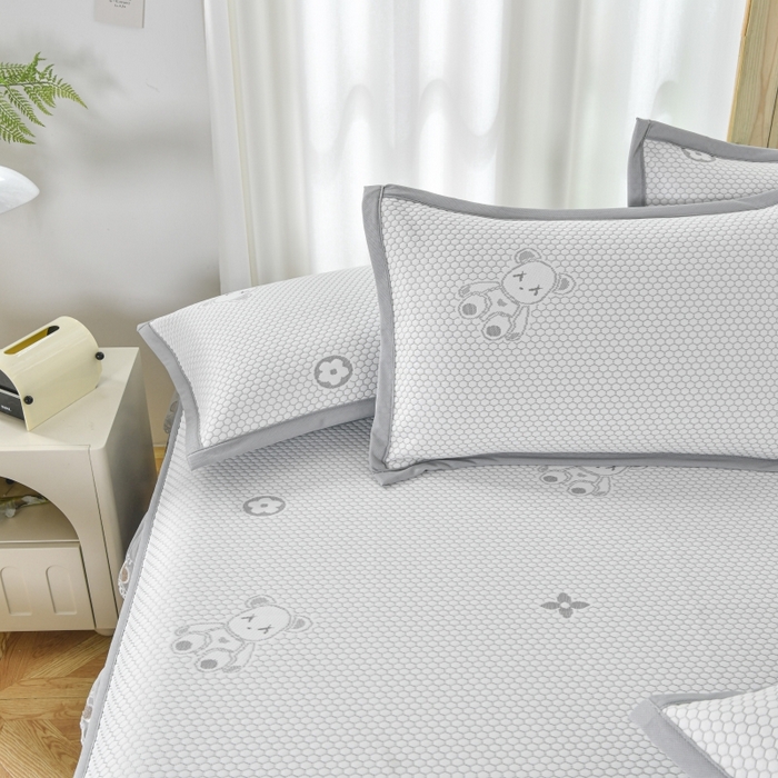 91家纺网 家纺一手货源 找家纺 品乐家纺  2025新款床裙款提花冰豆豆套件凉席席子 灰色