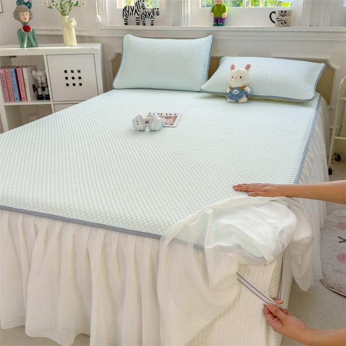 91家纺网 家纺一手货源 找家纺 （总）丝幔家纺 2025新款A类冰豆豆凉豆豆花边款凉席床裙