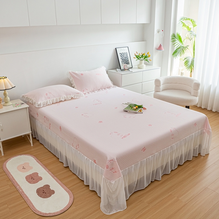 91家纺网 家纺一手货源 找家纺 春寻家纺 2025新款凉豆豆冰丝凉席席子-床裙款 卡皮巴拉-粉