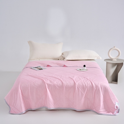 91家纺网 家纺一手货源 找家纺 晚爱  2025A类氨纶凉感天丝夏被纯色印花冰淇淋夏凉被可机洗空调被 CS豆沙粉