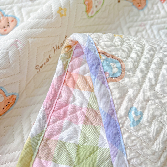 91家纺网 家纺一手货源 找家纺 羽爱家纺 2025新款A类双面全棉印花床盖套件 萌宠国度