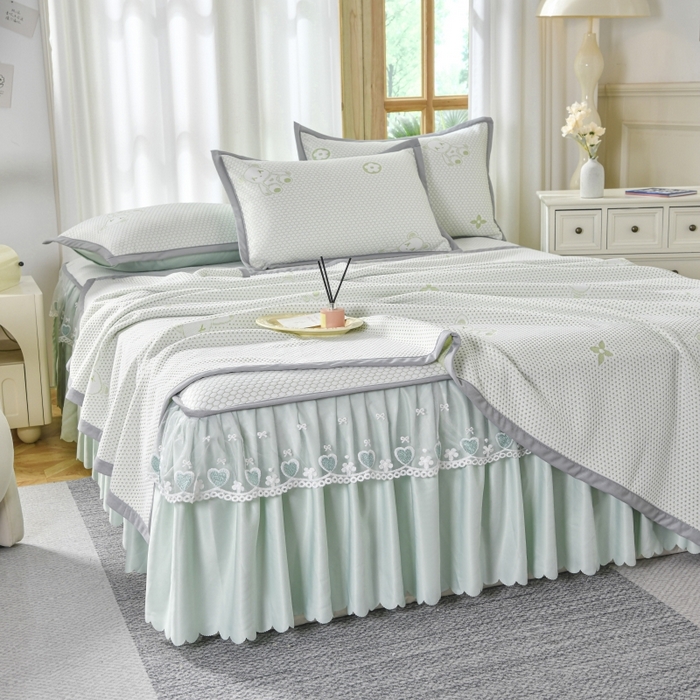 91家纺网 家纺一手货源 找家纺 品乐家纺  2025新款床裙款提花冰豆豆套件凉席席子 绿色
