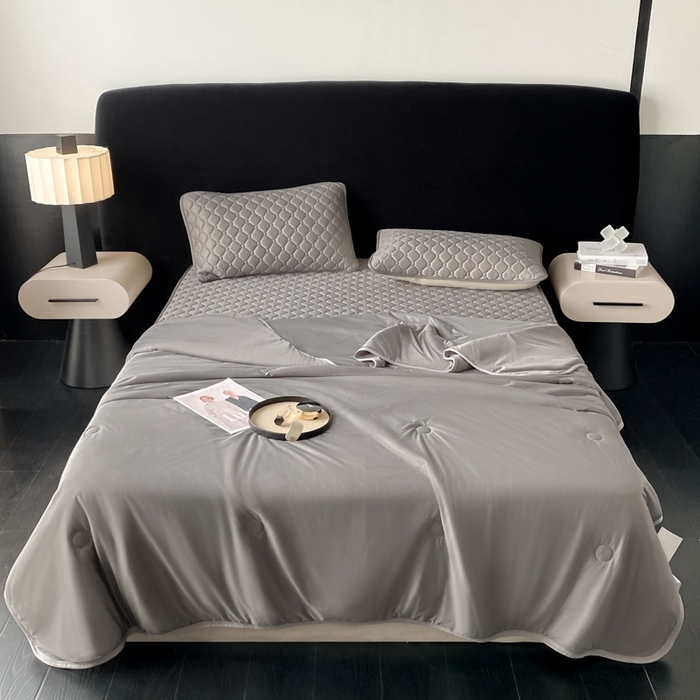 91家纺网 家纺一手货源 找家纺 欧邦 2025新款加厚纯色凉席四件套--夏被四件套 方格-深灰